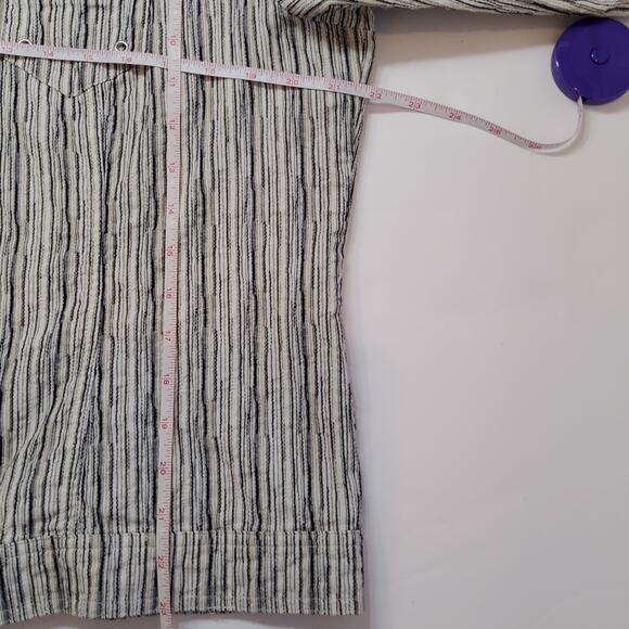 Christopher & Banks Women's 3/4 Sleeve Zippered Jacket Size XL - Picture 9 of 9